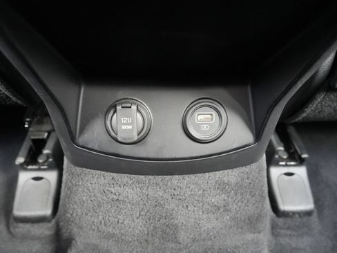 Used 2023 Kia Sorento LX AWD/4WD image 19