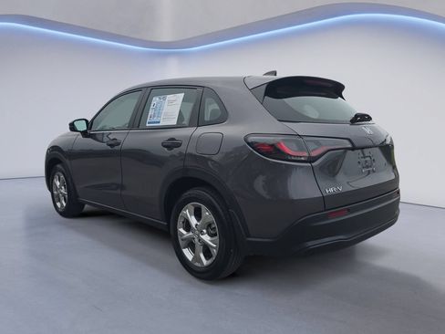 Used 2025 Honda HR-V LX image 3