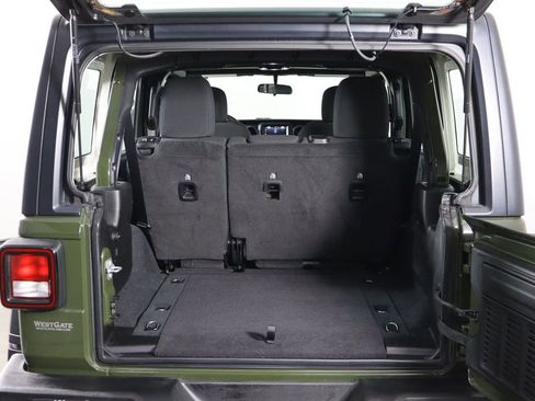 Used 2023 Jeep Wrangler Unlimited Sport AWD/4WD image 17