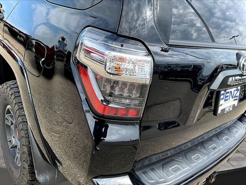 Used 2019 Toyota 4Runner TRD Off-Road Premium AWD/4WD image 25