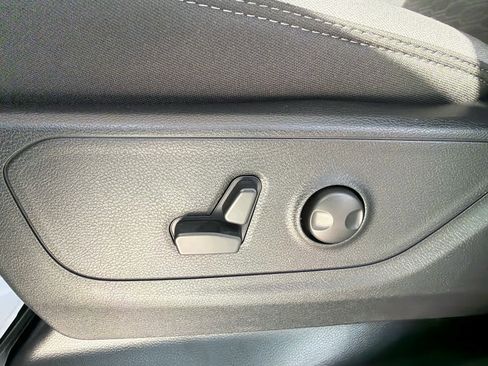 New 2026 RAM 1500 4x4 Crew Cab image 20