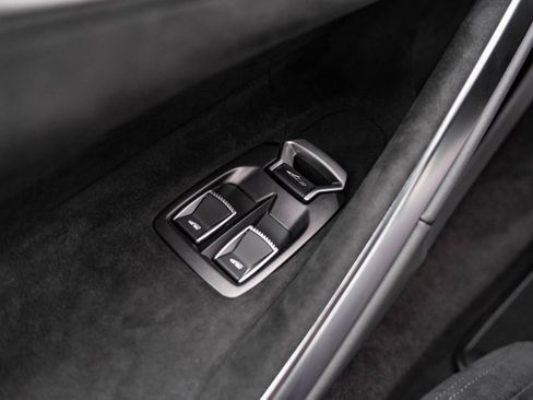 New 2026 McLaren Artura image 20