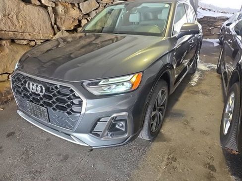 Used 2023 Audi Q5 2.0T Premium w/ Convenience Package image 15