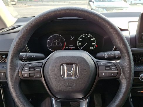 Used 2025 Honda CR-V LX image 18