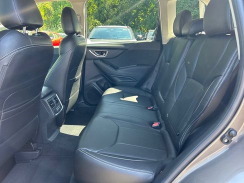 Used 2019 Subaru Forester Premium AWD/4WD image 29