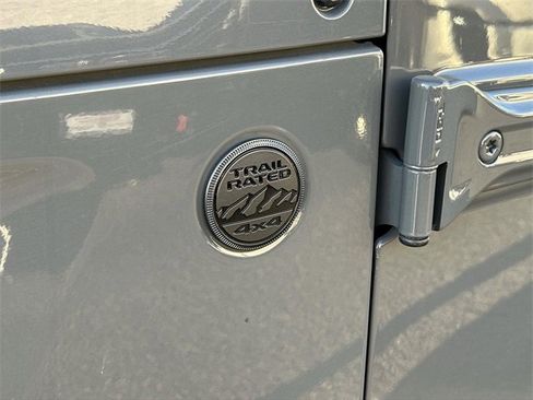 Used 2023 Jeep Wrangler Sport S image 30