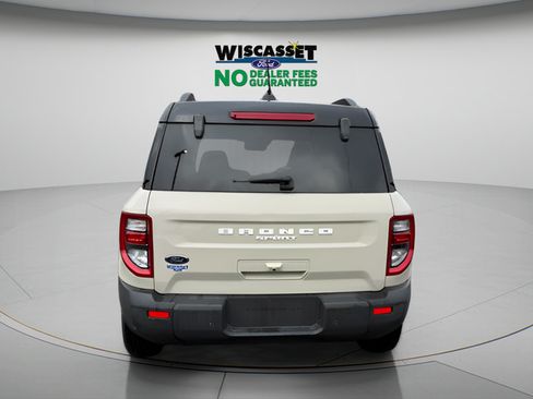 Certified 2025 Ford Bronco Sport Outer Banks w/ Outer Banks Tech Package+ AWD/4WD image 29