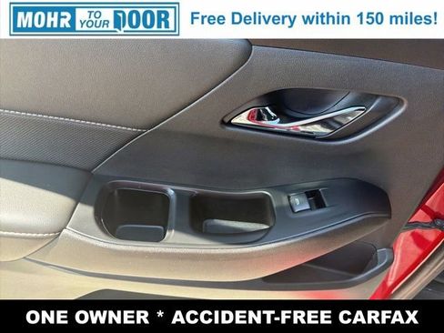 Used 2023 Chevrolet Traverse Premier w/ LPO, Floor Liner Package FWD image 31