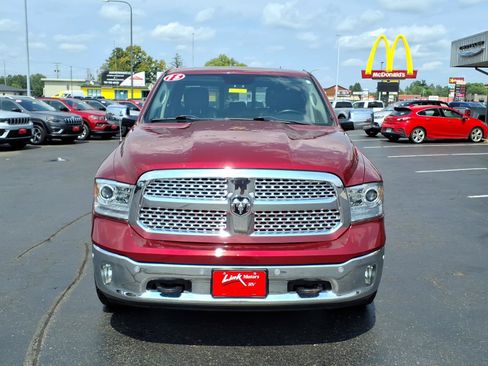 Used 2015 RAM 1500 Laramie w/ Convenience Group AWD/4WD image 9