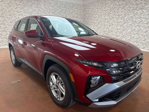 New 2026 Hyundai Tucson SE FWD image 1