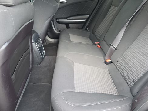 Used 2019 Dodge Charger GT RWD image 9
