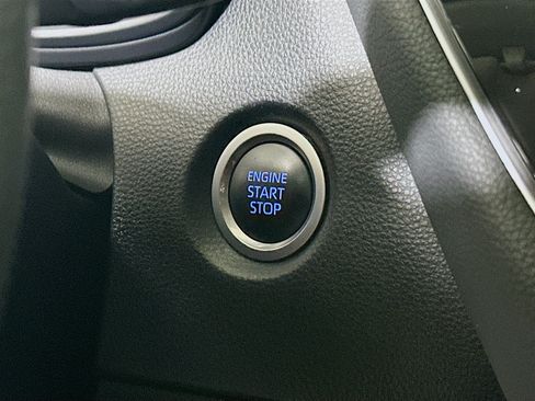 Used 2022 Toyota Corolla LE w/ LE Convenience Package FWD image 20