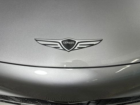 Used 2023 Genesis GV60 Performance image 9