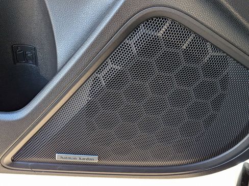 Used 2021 Subaru Outback Limited w/ Popular Package #2 image 10