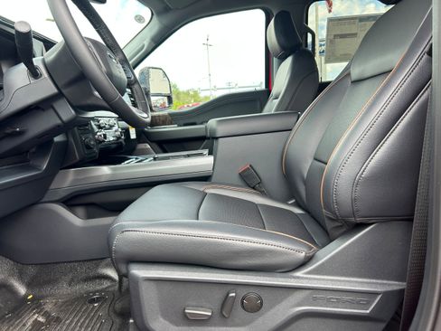 New 2026 Ford F550 4x4 Crew Cab image 29