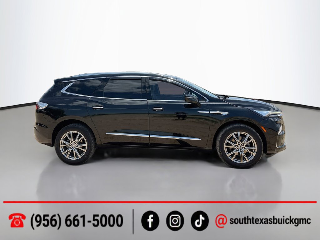 Used 2023 Buick Enclave Essence w/ Experience Buick Package FWD image 9