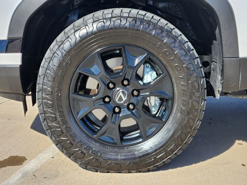 Used 2025 Lexus GX 550 image 15