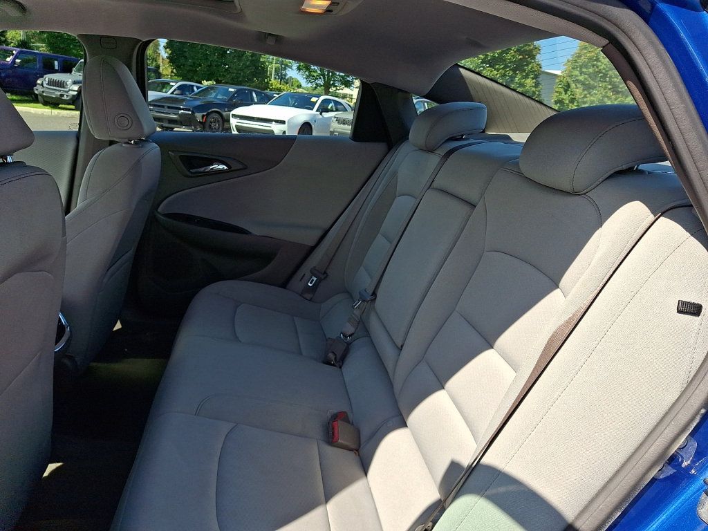 Used 2023 Chevrolet Malibu LT FWD image 20