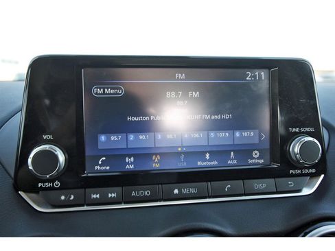 Used 2025 Nissan Sentra S image 25