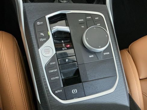 Certified 2025 BMW 330i xDrive Sedan w/ M Sport Package image 14