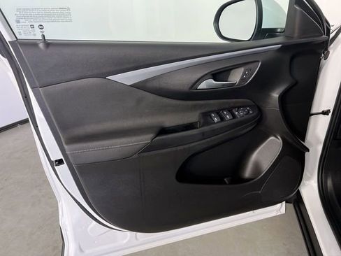 Certified 2024 Buick Envista Preferred FWD image 22