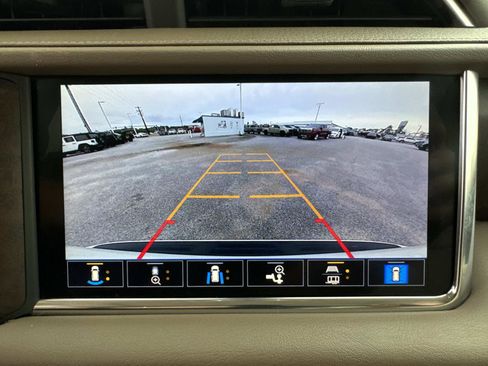 Used 2021 GMC Yukon XL Denali image 32