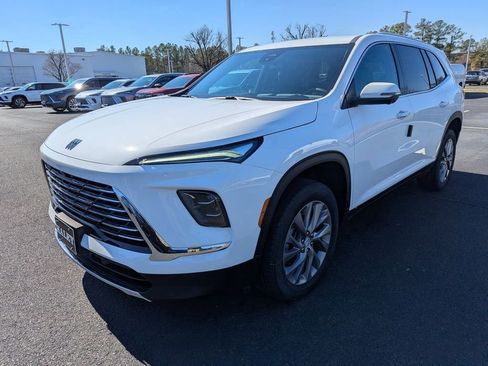 New 2026 Buick Enclave Preferred w/ Power Package image 4