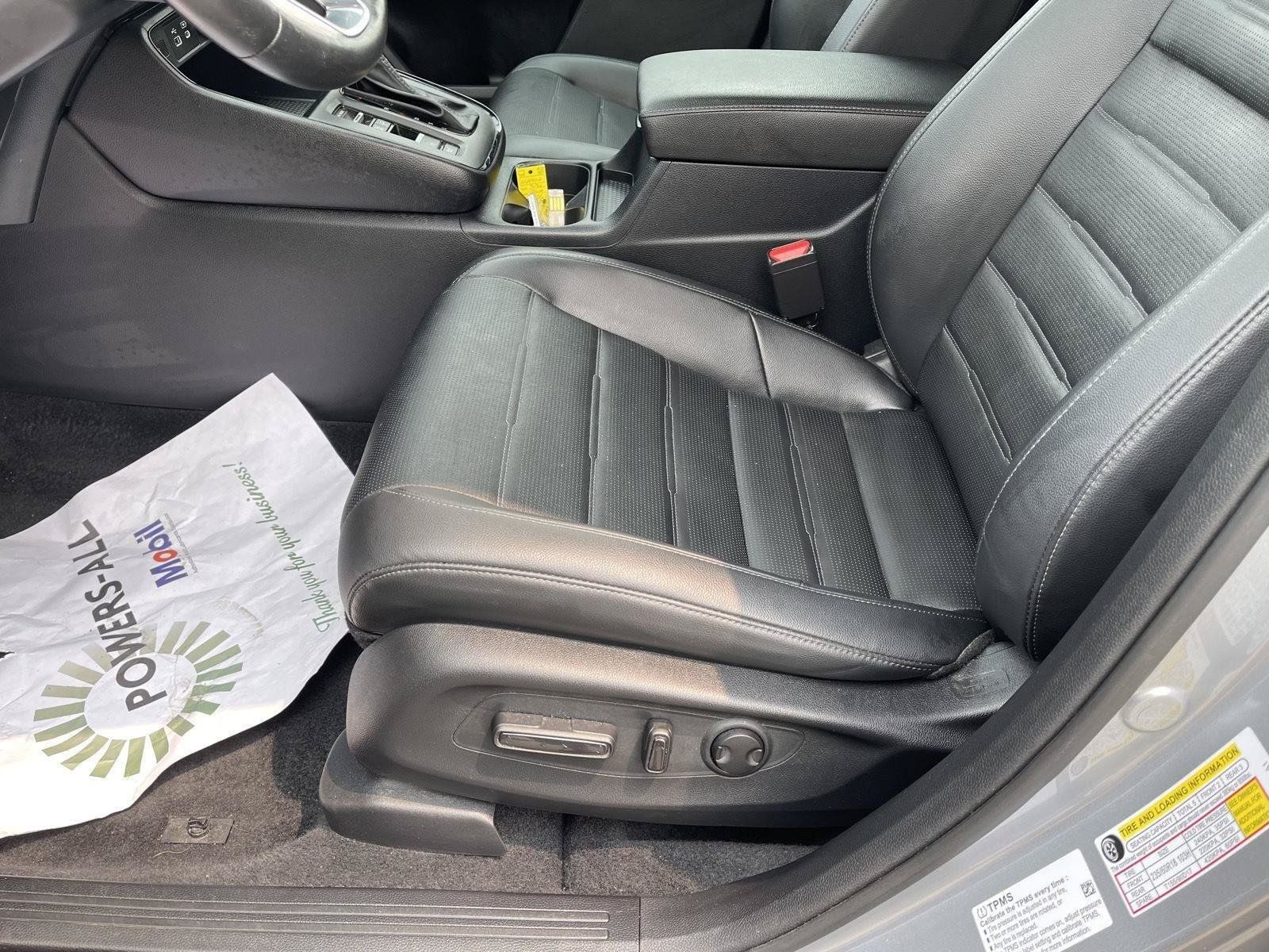 Used 2024 Honda CR-V EX-L image 3