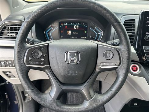 Used 2022 Honda Odyssey EX image 13