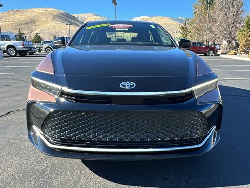 Certified 2026 Toyota Crown Platinum image 8