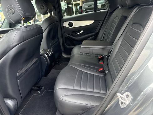 Used 2022 Mercedes-Benz GLC 300 image 20
