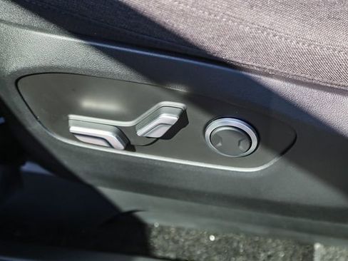 New 2026 Hyundai Ioniq 9 SE image 23