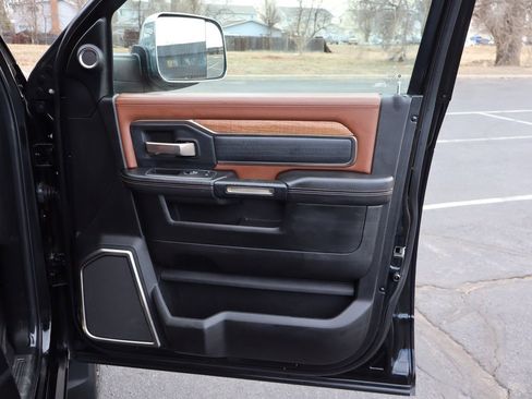 Used 2019 RAM 2500 Limited image 26