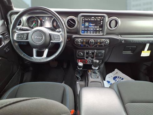 Used 2023 Jeep Wrangler Unlimited Rubicon 4xe w/ Cold Weather Group AWD/4WD image 19