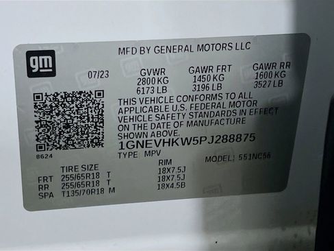 Used 2023 Chevrolet Traverse LT AWD/4WD image 32