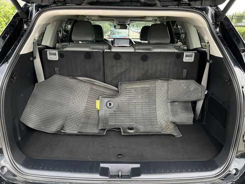 Used 2024 Toyota Highlander Platinum AWD/4WD image 29
