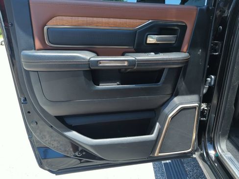 Used 2020 RAM 3500 Limited AWD/4WD image 29