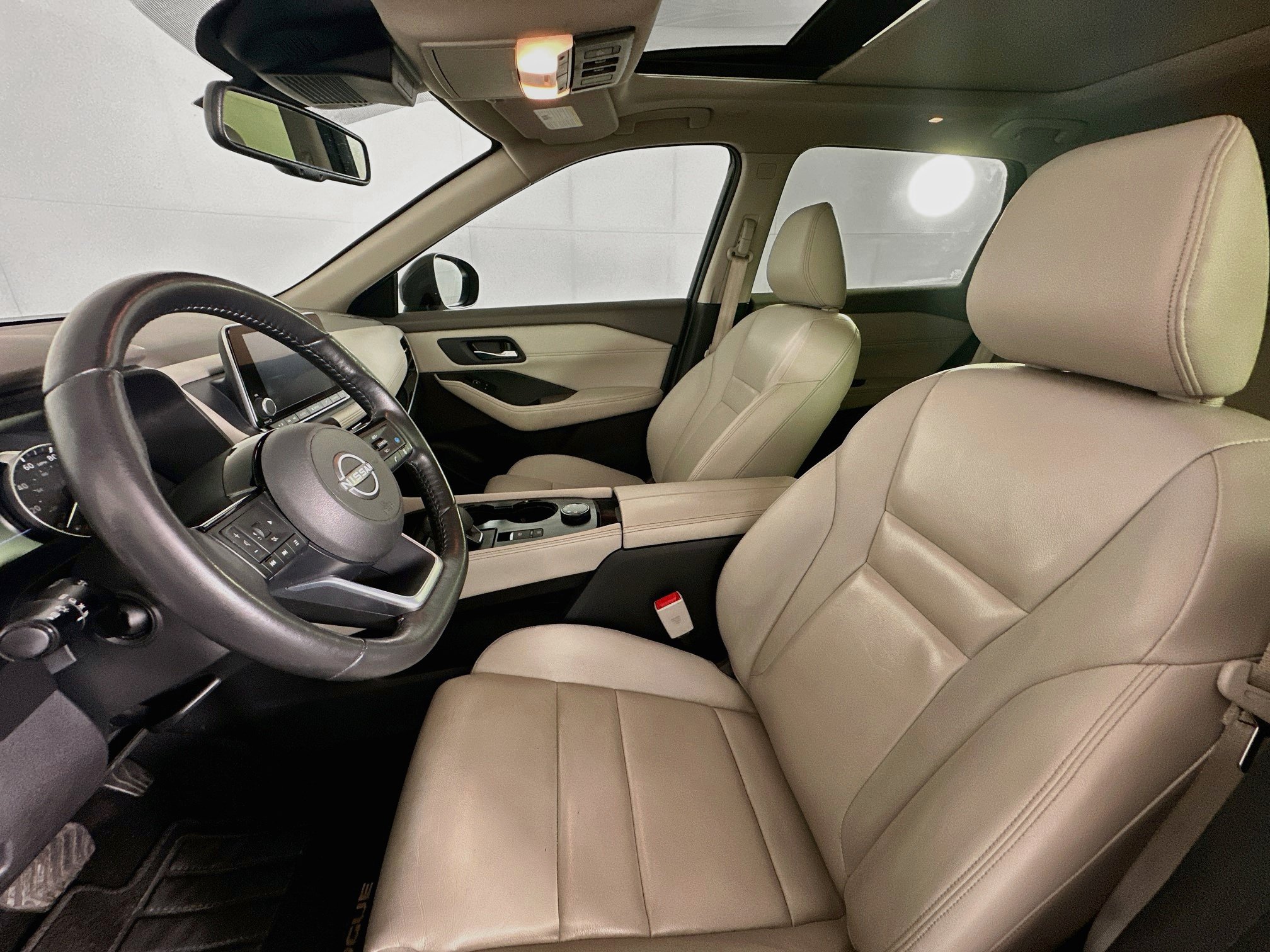 Used 2023 Nissan Rogue SL AWD/4WD image 13