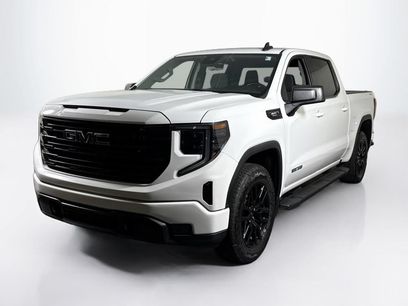 Used 2023 GMC Sierra 1500 Elevation w/ LPO, Elevation Black Package