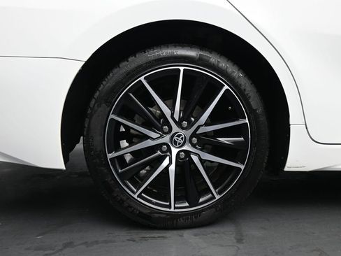 Used 2023 Toyota Camry SE FWD image 10