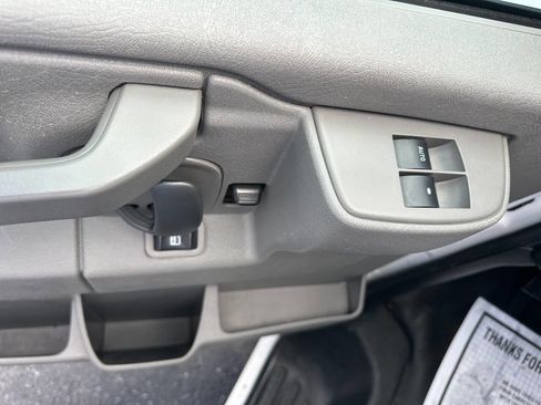 Used 2021 Chevrolet Express 3500 LS image 20