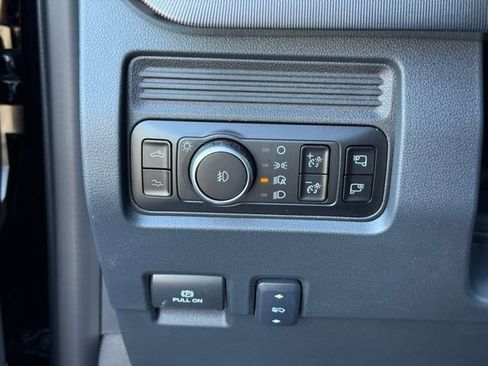 New 2026 Ford F350 4x4 Crew Cab Super Duty image 27