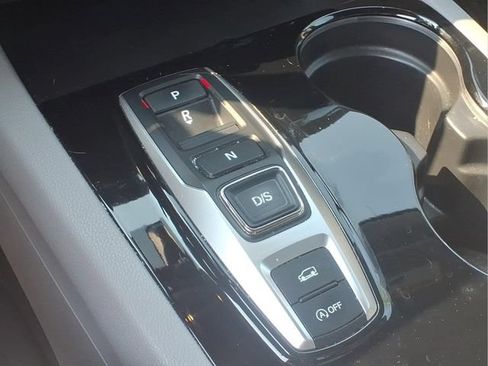 Used 2018 Honda Pilot Elite image 11