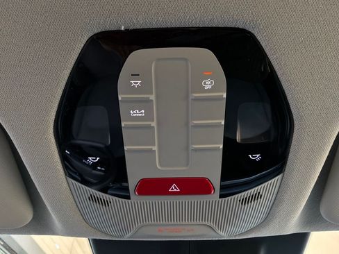 Used 2025 Kia K4 FWD image 16