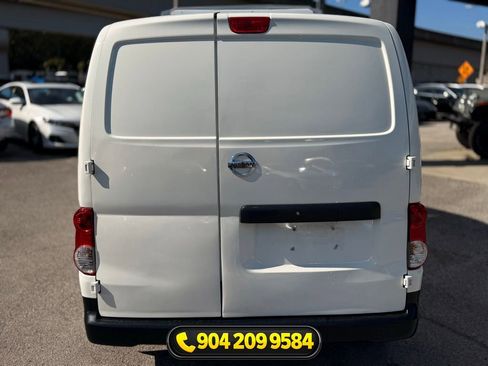 Used 2015 Nissan NV200 SV FWD image 26