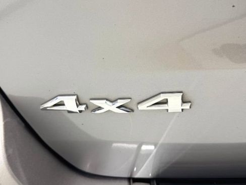 Used 2019 Jeep Grand Cherokee Limited w/ Luxury Group II image 16