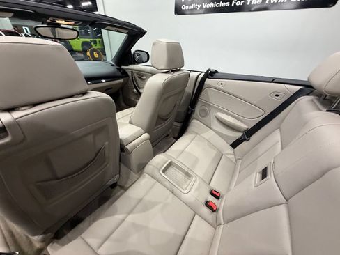 Used 2013 BMW 128i Convertible RWD image 32