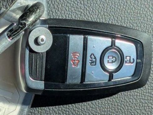 New 2026 Ford Transit 250 148 Medium Roof w/ Load Area Protection Package image 28