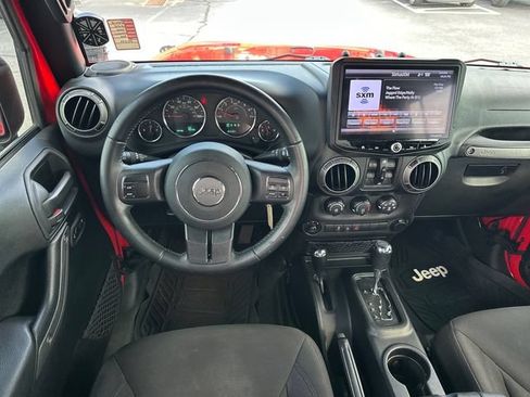 Used 2018 Jeep Wrangler Unlimited Sport S AWD/4WD image 14