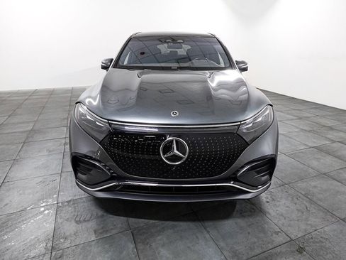 Used 2023 Mercedes-Benz EQS 580 4MATIC SUV image 3